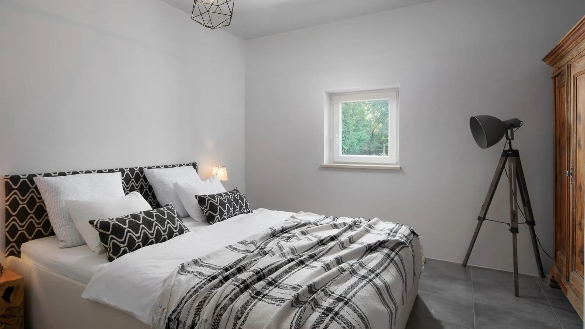 Stunning Villa In Cepljani With Outdoor Swimming Pool, Wifi And 3 Bedrooms